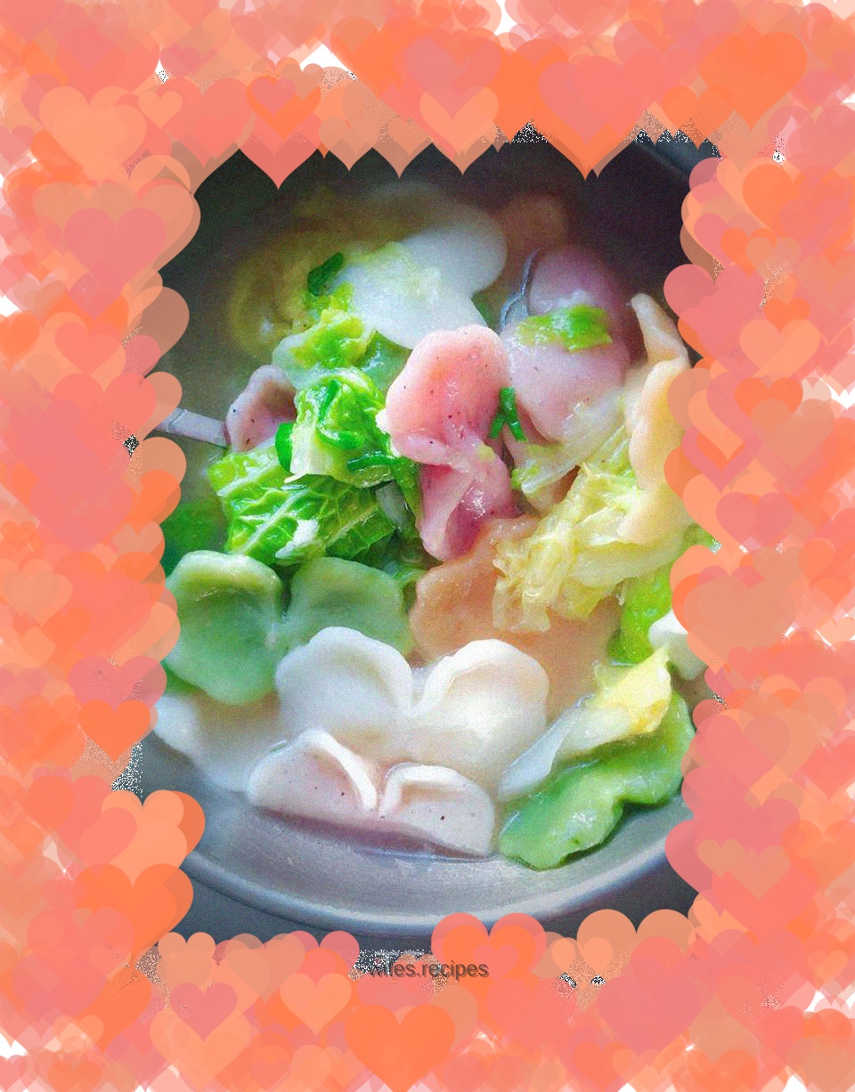 Colorful fruit and vegetable butterfly noodles