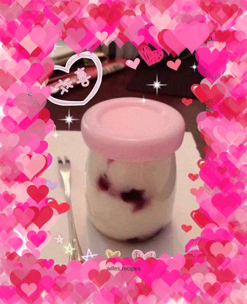 The sweet and sour yogurt is so beautiful