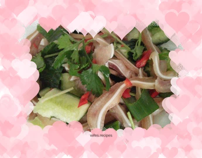 Pig ears mixed with cucumber