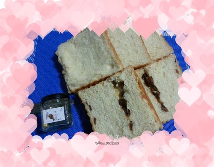 Red date yogurt toast