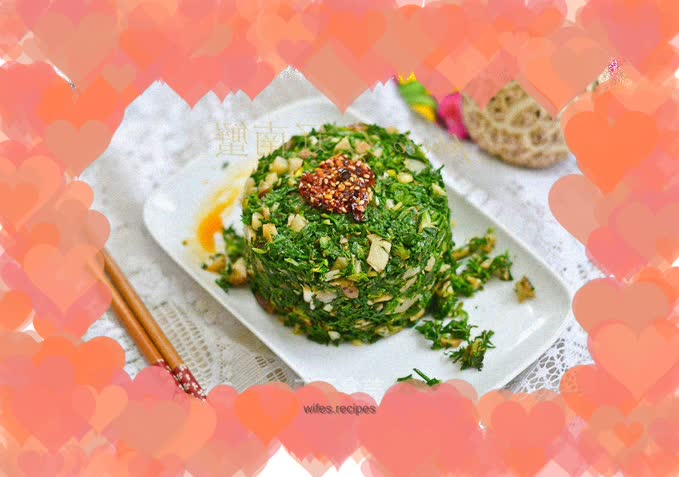 Shepherd's purse mixed with mushrooms