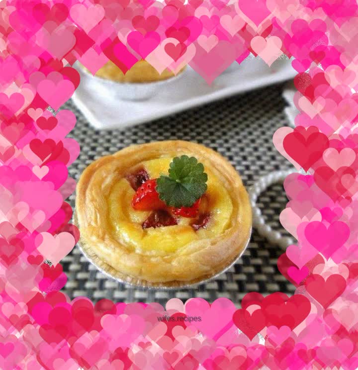 Strawberry egg tart