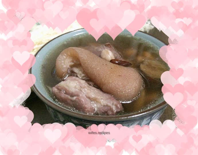 Peanut Pig's Knuckle Soup---Health Soup