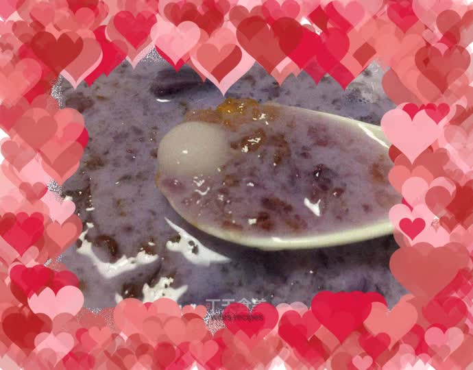 Peach gum balls and purple sweet potato syrup