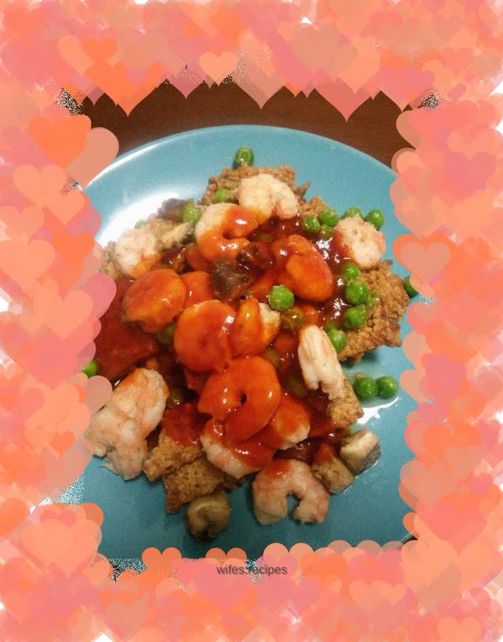 Tomato Sauce Pot Cake with Shrimp