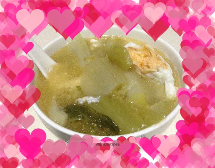 Post-holiday bowel cleansing----------salted egg and mustard greens soup