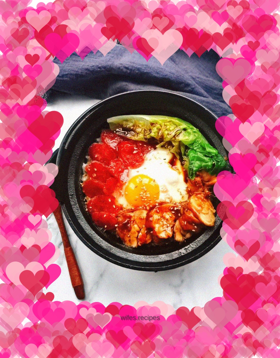 Chicken Thighs and Sausage Claypot Rice