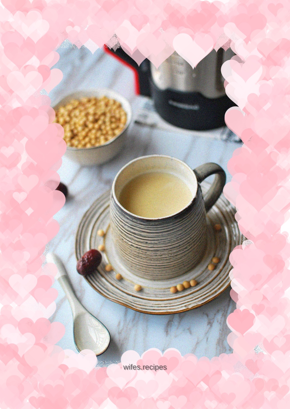 Red dates and soy milk, nourishing blood and calming the nerves