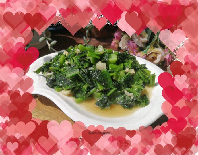 Garlic lettuce leaves