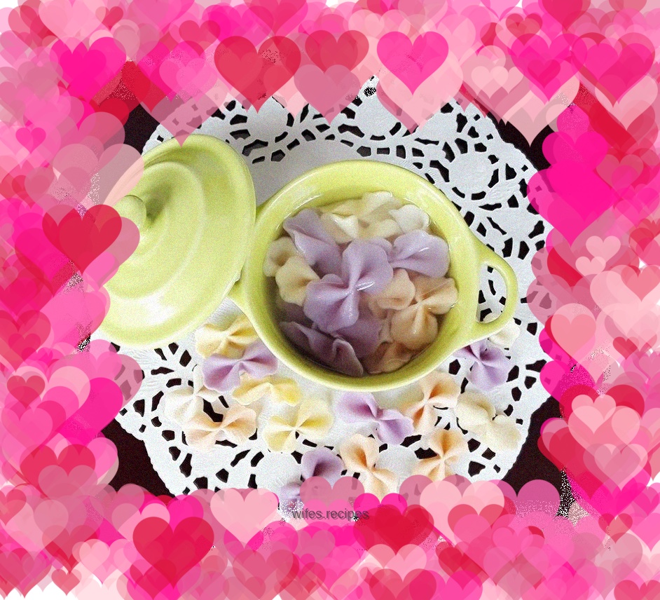 Fruit and vegetable butterfly noodles