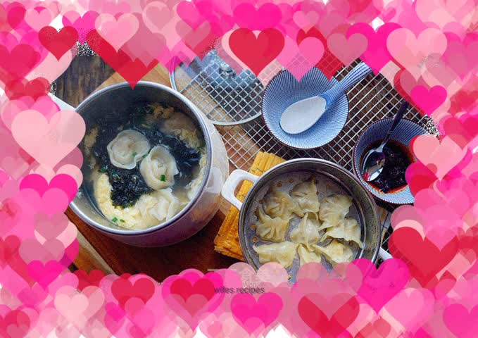 Seaweed and egg soup dumplings