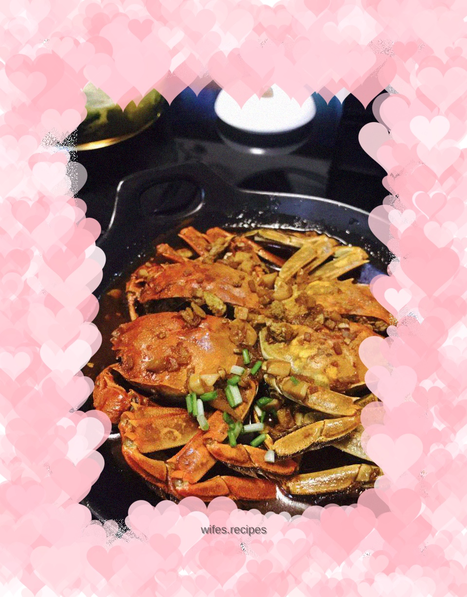 Braised small crabs