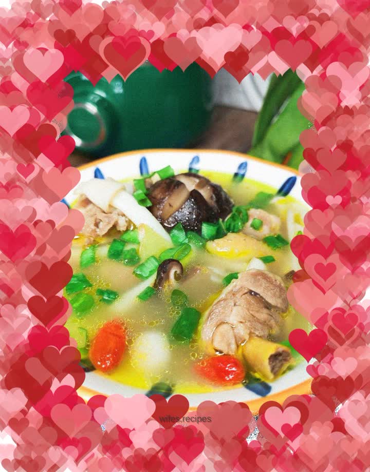 Mushroom and Chicken Soup