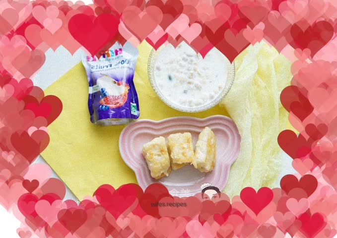 Complementary food for 10 months and above: Colonel’s chicken nuggets