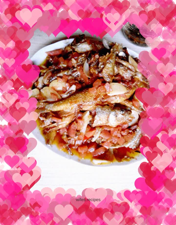 Braised wild fish with pickled cabbage