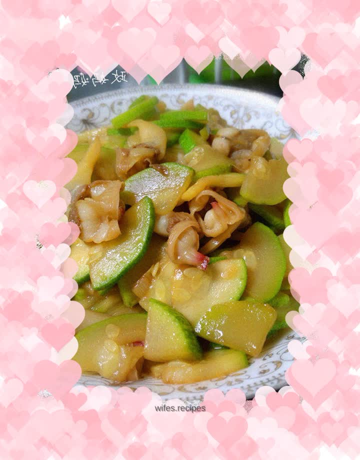 【Shandong】Fried clam meat with zucchini