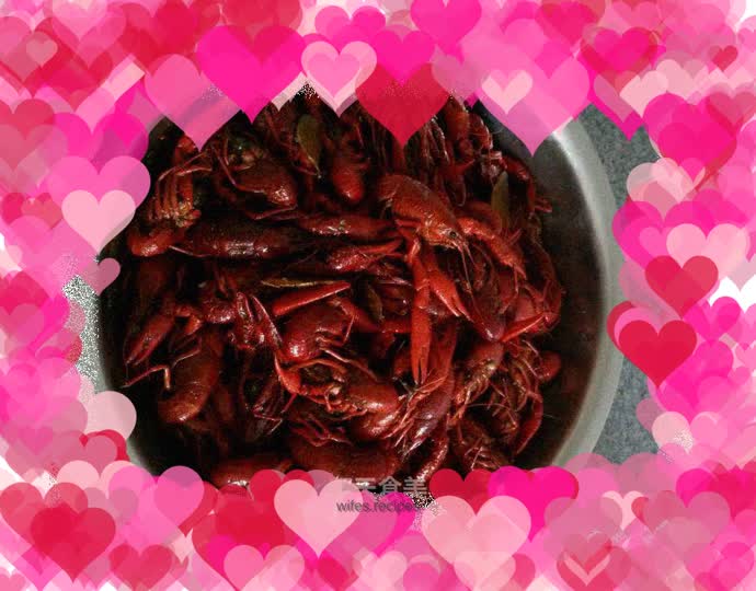 Thirteen-flavor crayfish