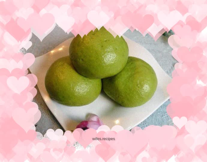 Pork Buns with Jade Sauce