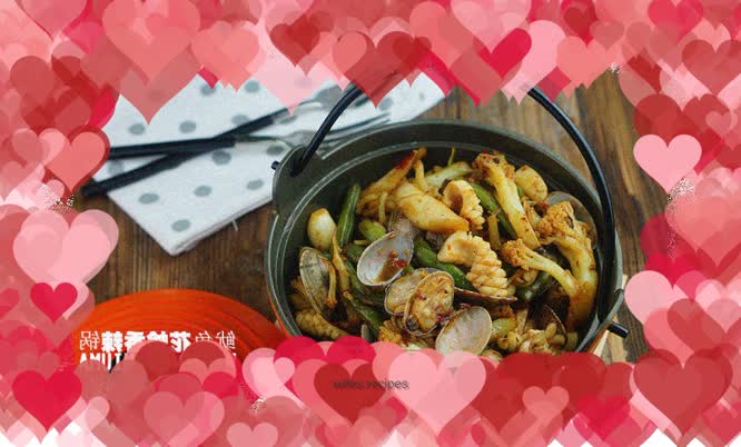 【Changde】Spicy hotpot with fresh squid and clams