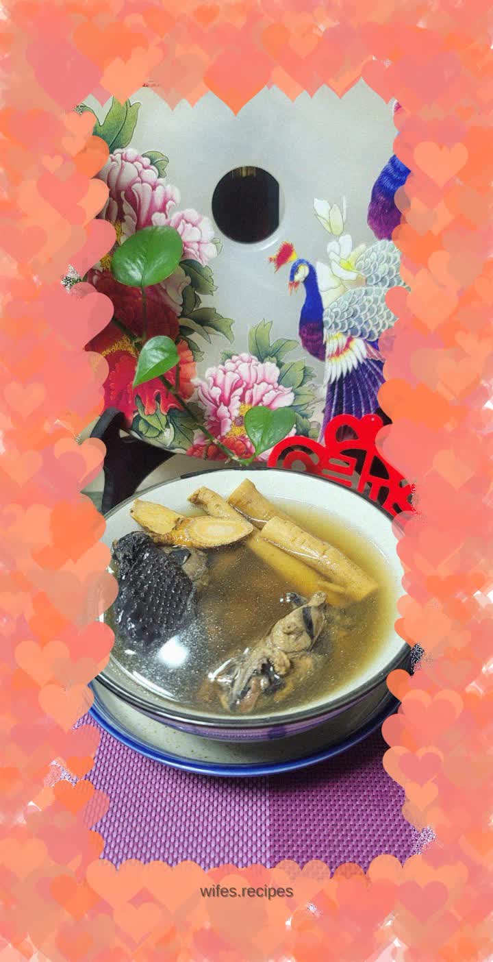 White Achyranthes and Black-bone Chicken Soup