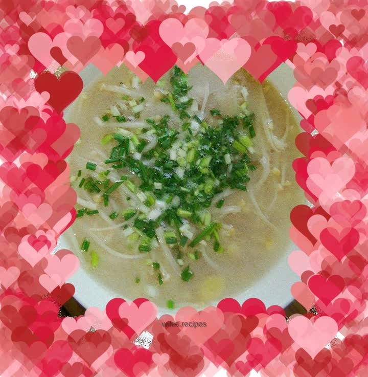 Enoki Mushroom Bone Soup