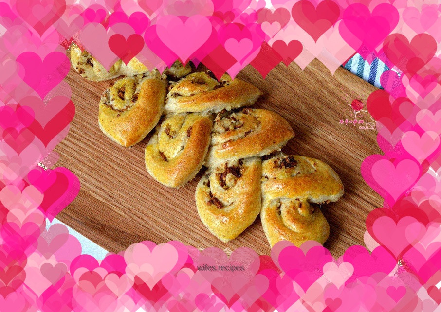 Whole wheat ear bread