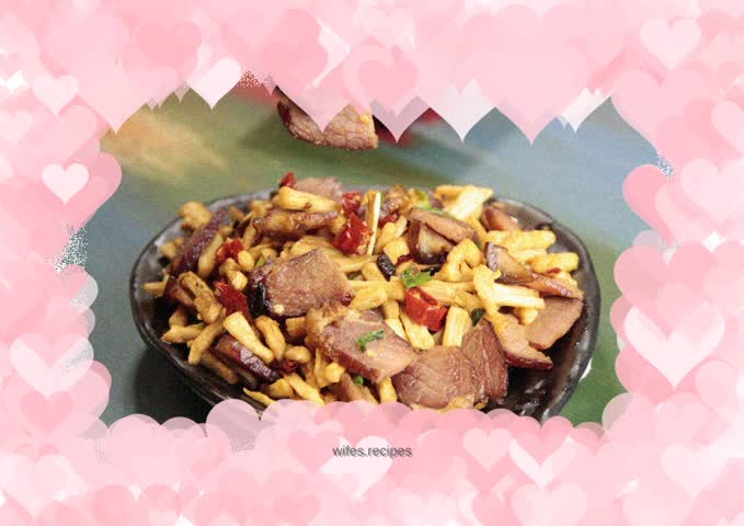 Stir-fried bacon with dried radish