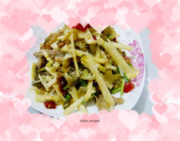 Colorful shredded meat and bamboo shoots