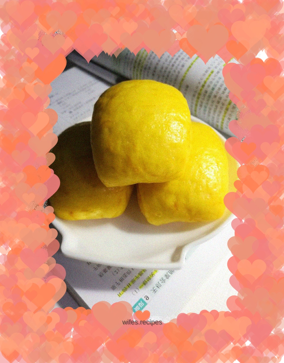 Sweet Pumpkin Steamed Buns