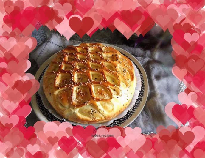 Netted Pork Floss Salad Bun