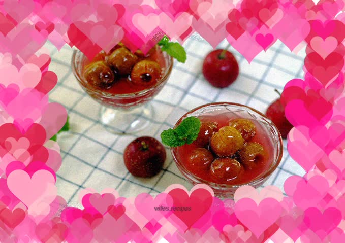 Canned hawthorn in sugar water