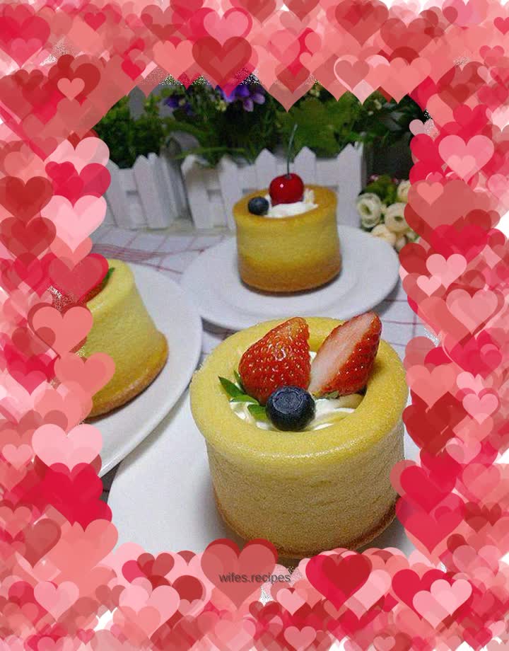 Fruit Cream Cake Cup