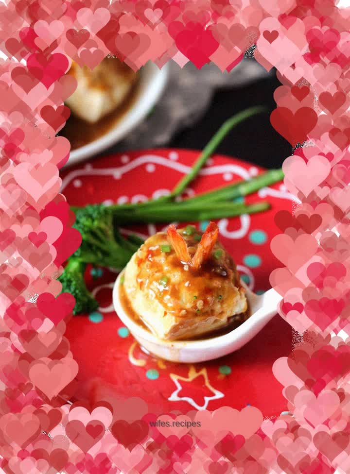 Give your baby extra points for nutrition--steamed tofu with shrimps