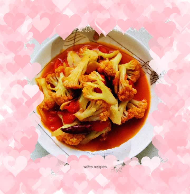 Stir-fried cauliflower with tomatoes