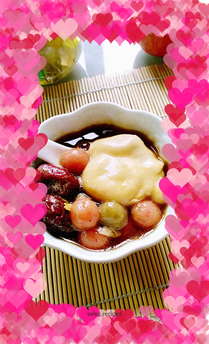 Colorful glutinous rice balls with double red poached eggs