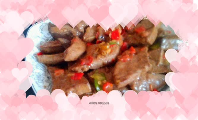 Stir-fried pork liver with chopped pepper