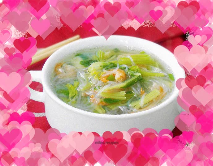 Vermicelli, shrimp and celery soup