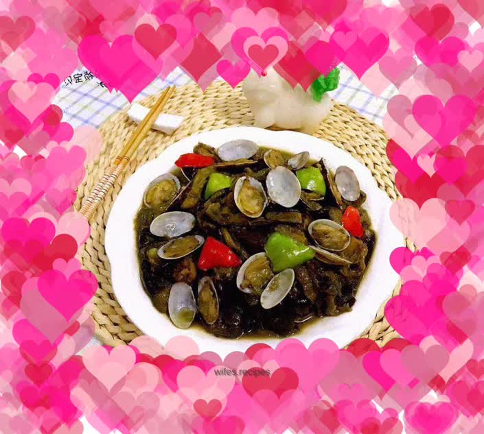 Eggplant strips, pork belly and stewed clams