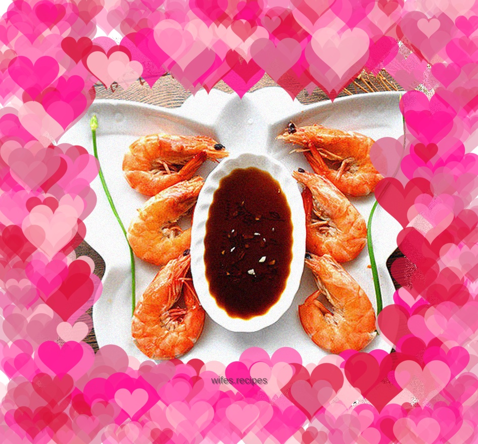 Meat dish - shrimps boiled with pepper