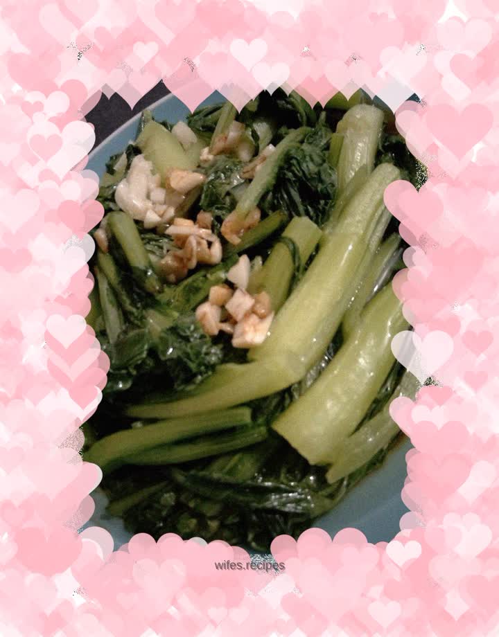 Oil-splashed Cantonese cabbage