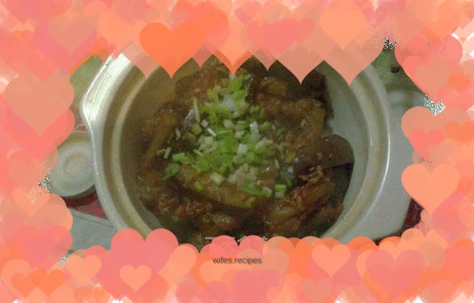 Stewed with minced meat, tomato and eggplant
