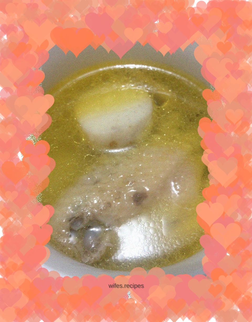 Taro stewed chicken soup