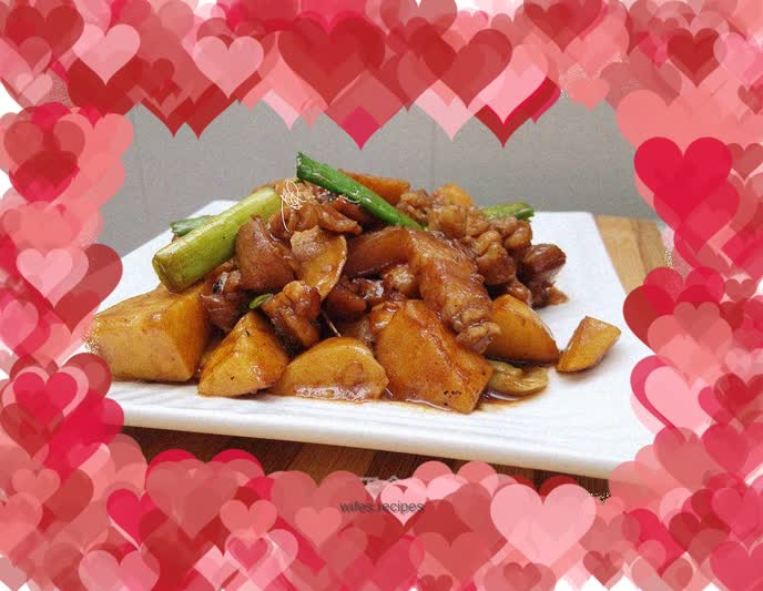 Braised Arrowroot with Bacon and Dried Squid