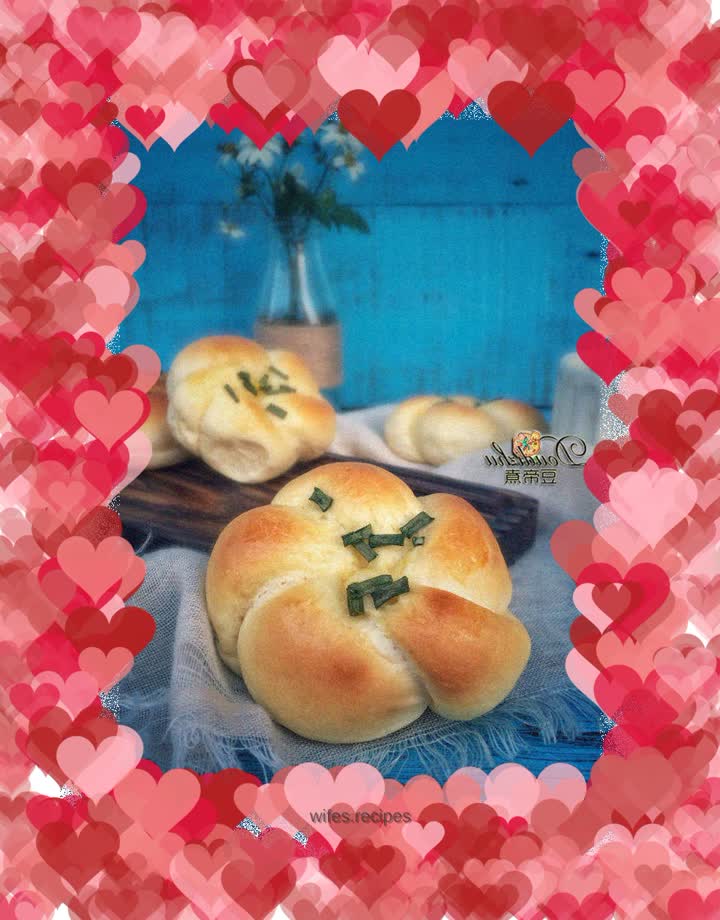 Scallion savory buns