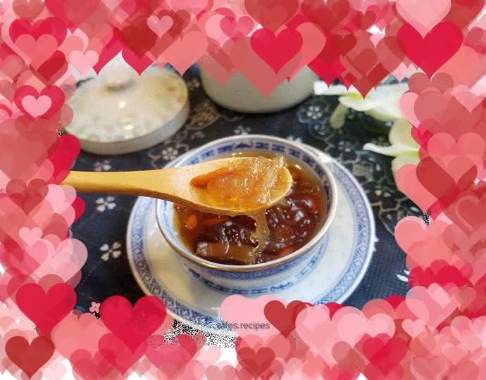 Bird's Nest Stewed with Red Dates and Rock Sugar