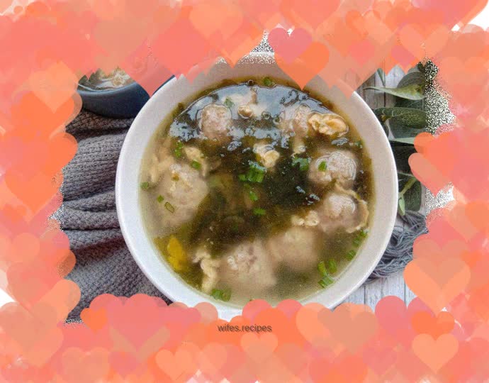 Seaweed and meatball soup