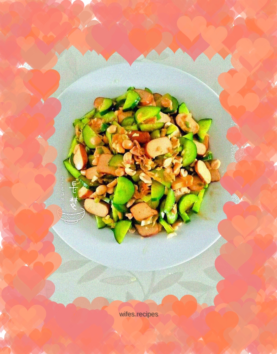 Vegetarian sausage with peanuts and cucumber