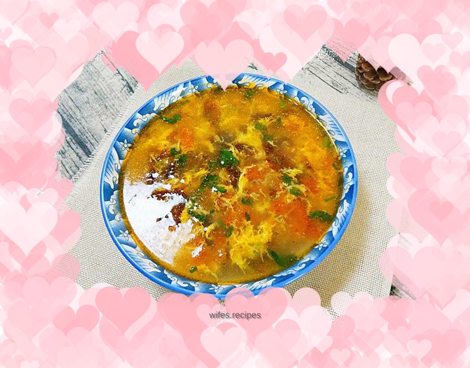 Tomato, seaweed and egg drop soup