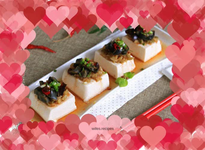 Preserved egg mixed with tofu