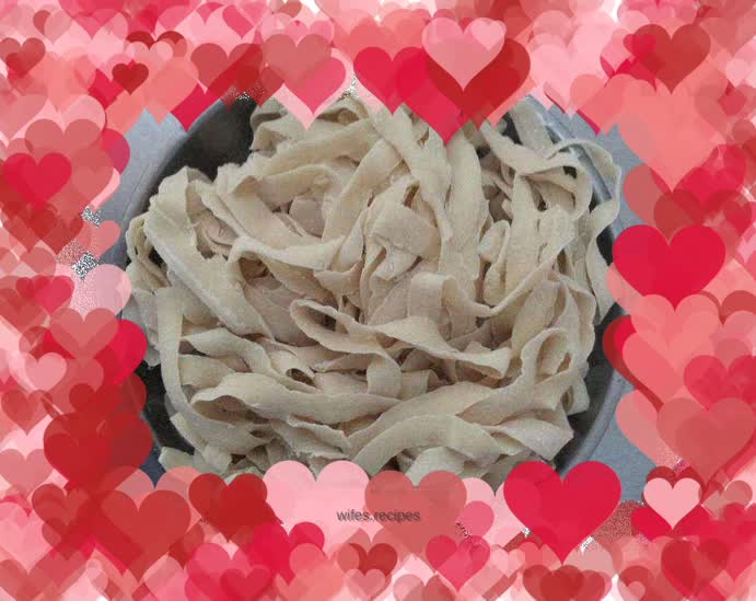 Machine-made noodles with friends